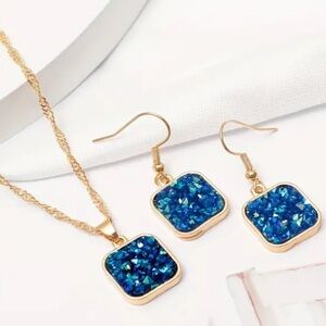 Dazzling Blue Druzy Gold Toned Necklace & Earrings Set